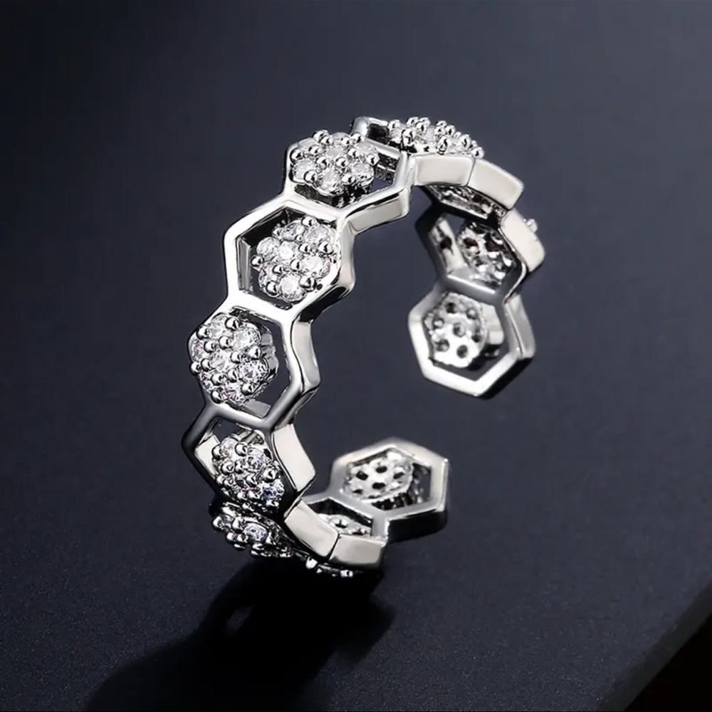 Adjustable Ring
